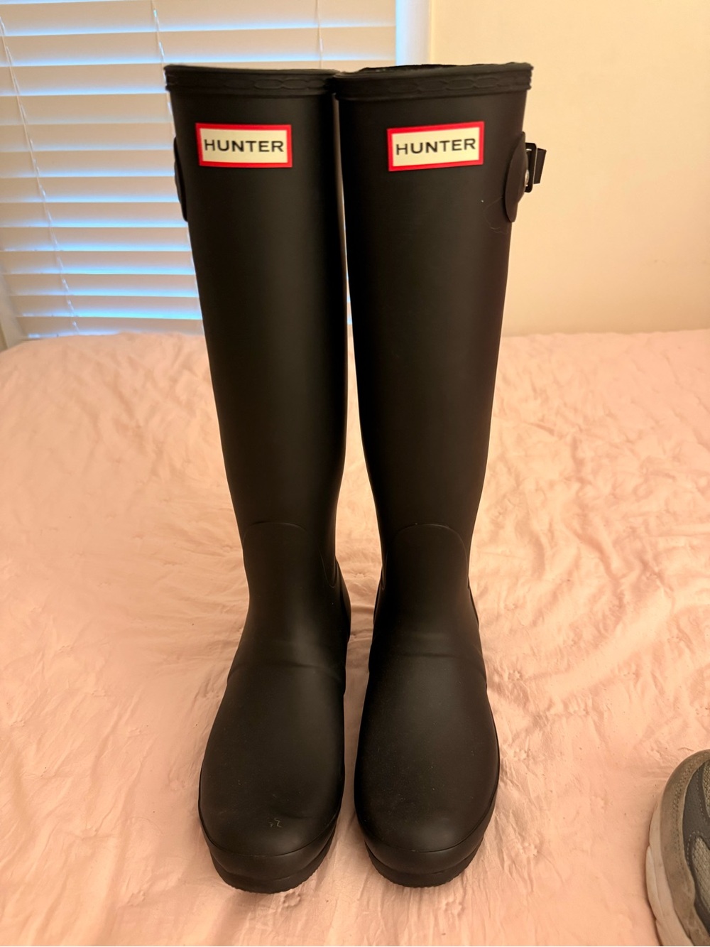 Hunter Black Tall Gloss-Effect Rain Boots with Red Logo
